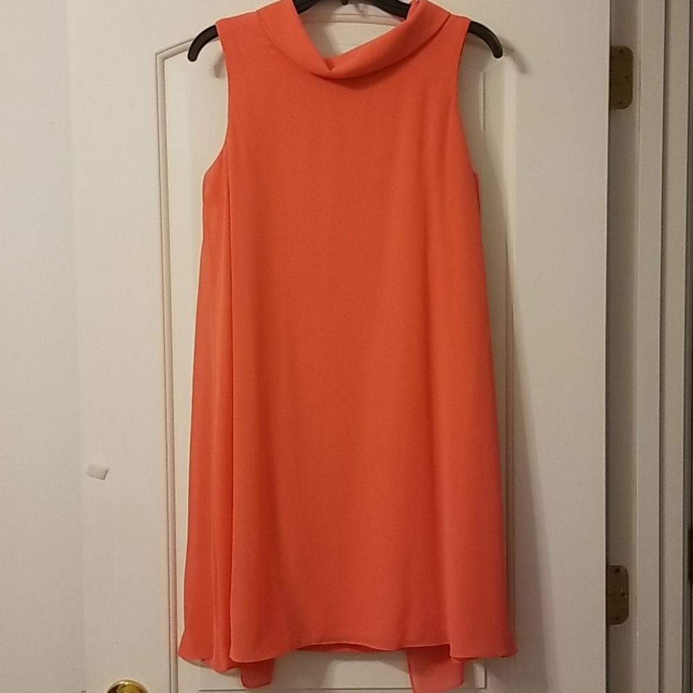 SLNY Flowy coral shift dress